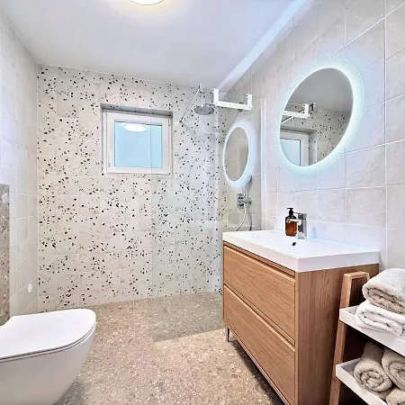 Apartment Viola *